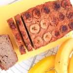 Javorový sirup - proč s ním sladit a jak ho využít? Bonusový recept: Banana bread s cuketou