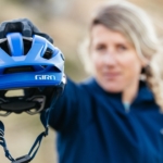 Giro představilo novinku: trailovou helmu Manifest Spherical